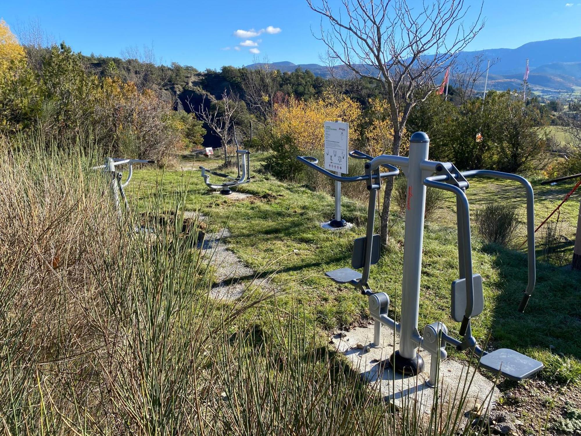 Camping Les Hauts De Rosans 외부 사진