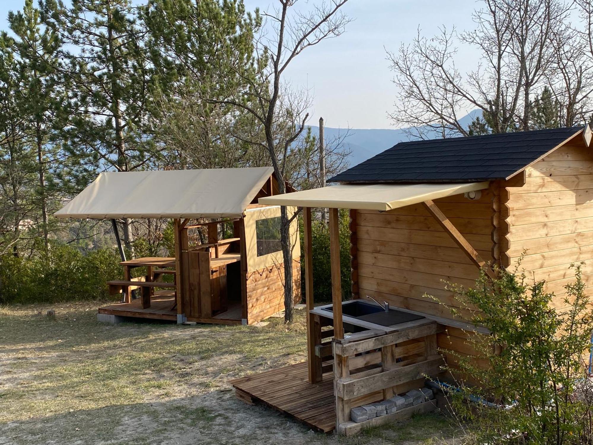 Camping Les Hauts De Rosans 외부 사진